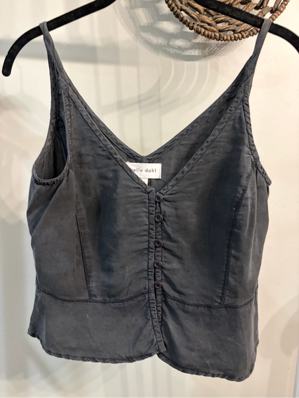 Bella Dahl washed black Button-Front V-Neck Camisole size xs